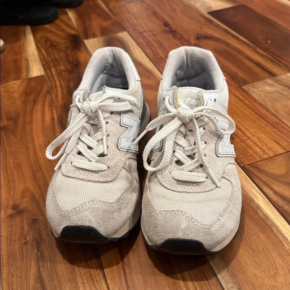 New Balance 574 women’s size 7 - Picture 2 of 4